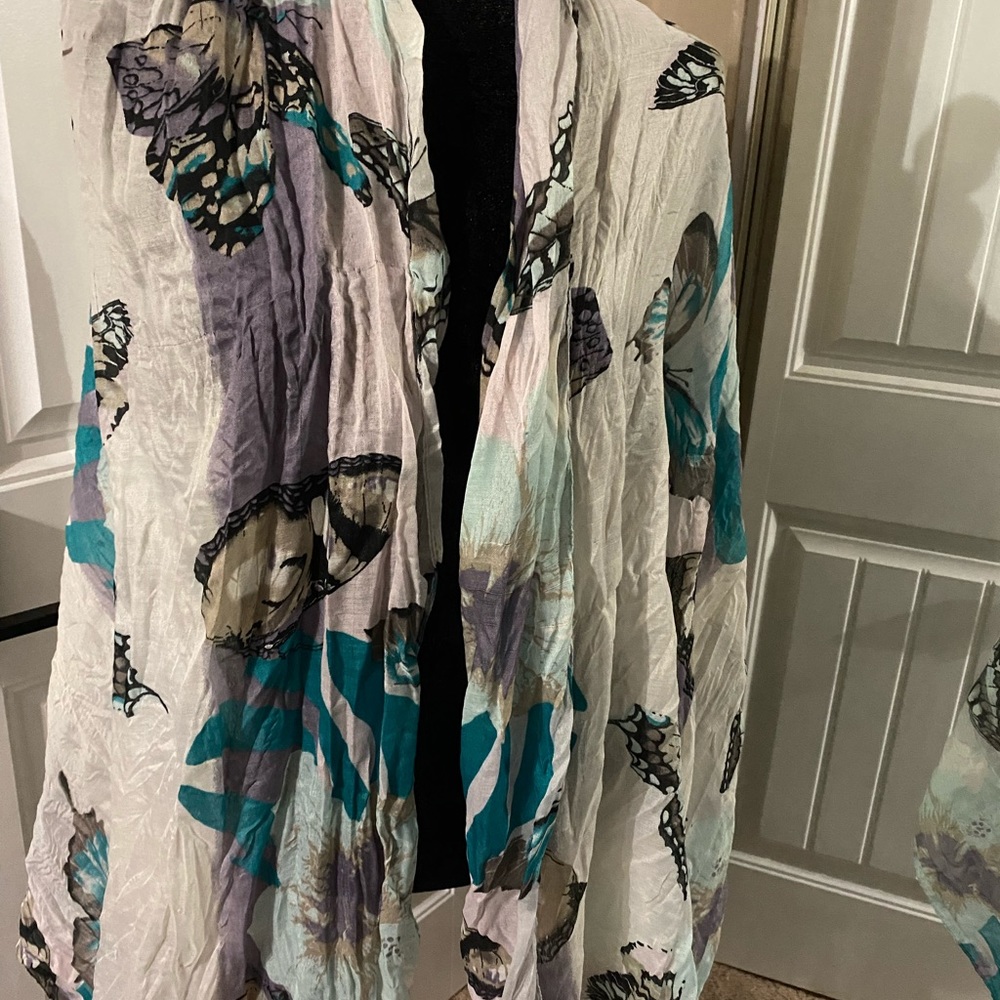 Kismet Scarf - Picture 3 of 3